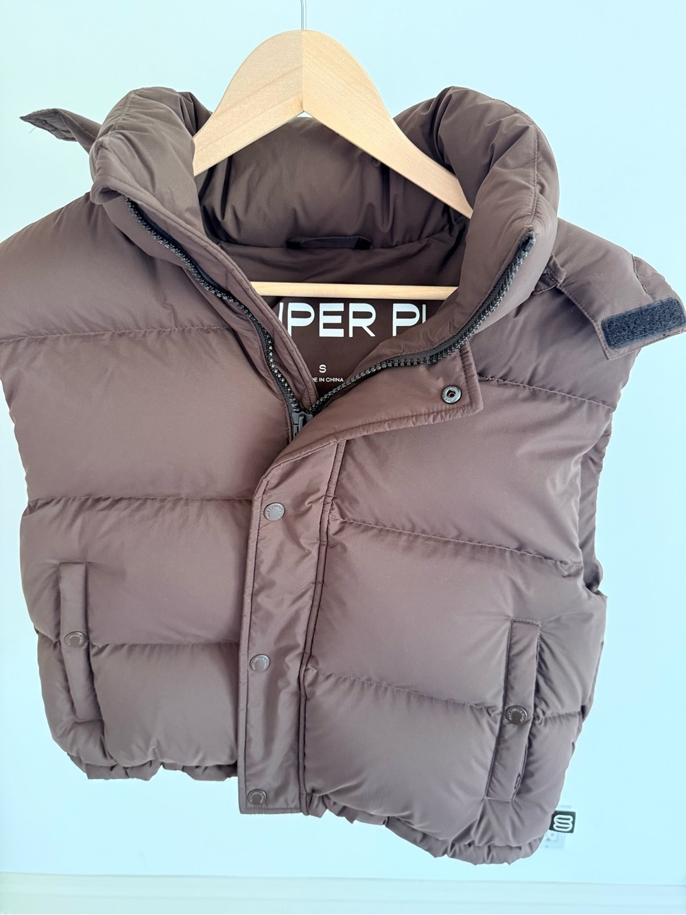 Aritzia superpuff vest shorty brown